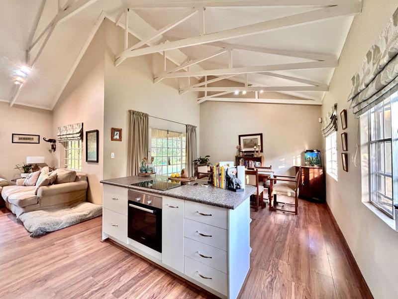 6 Bedroom Property for Sale in Hartbeespoort Rural North West